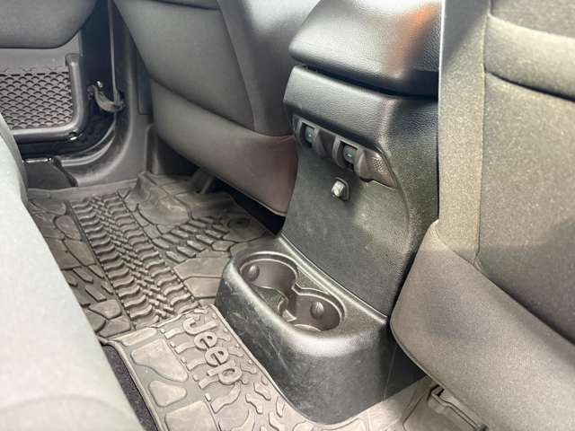 ジープ ラングラー　アンリミテッド アンリミテッド スポーツ ４ＷＤ H28年 (東北) 99