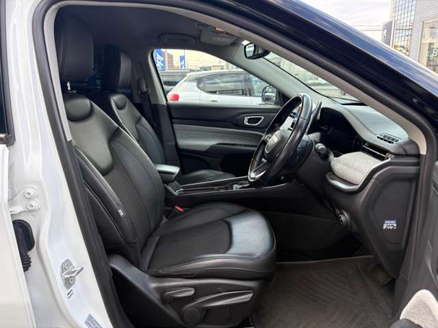 ジープ コンパス ロンジチュード R3年 (東北) 99