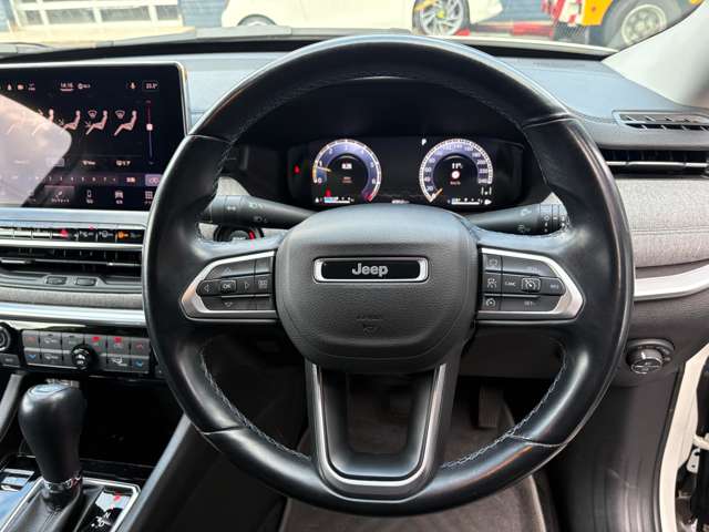 ジープ コンパス ロンジチュード R3年 (東北) 99