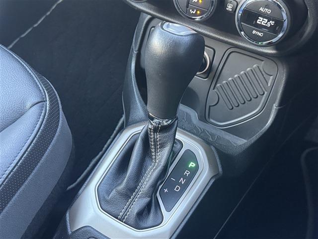 ジープ レネゲード リミテッド H28年 (東北) 99