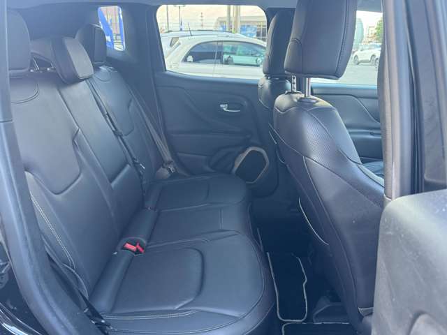 ジープ レネゲード リミテッド H28年 (東北) 99