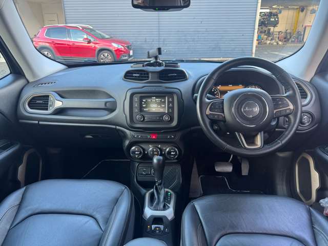 ジープ レネゲード リミテッド H28年 (東北) 99