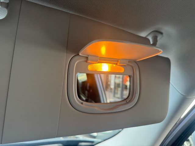 ジープ レネゲード リミテッド H28年 (東北) 99