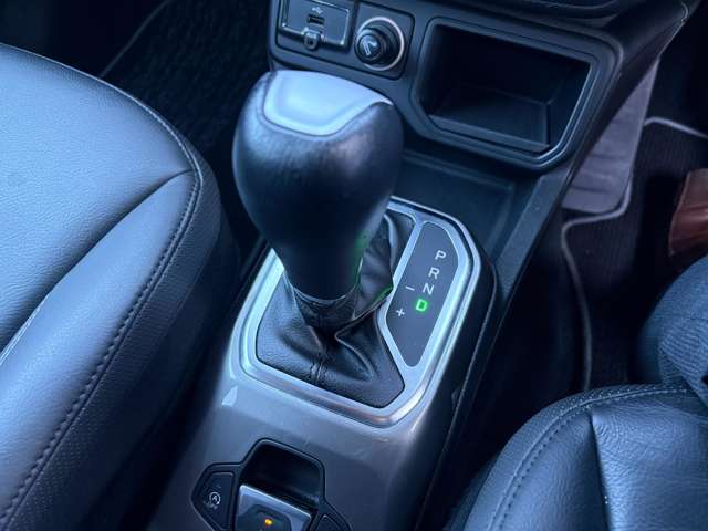 ジープ レネゲード リミテッド R3年 (東北) 99