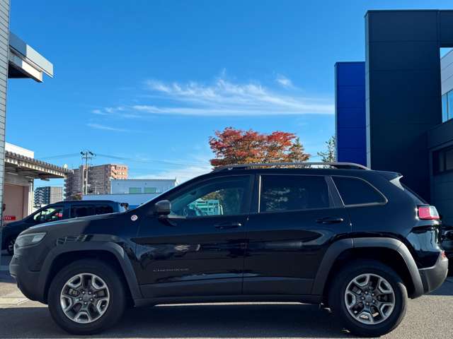 ジープ チェロキー トレイルホーク ４ＷＤ R1年 (東北) 99