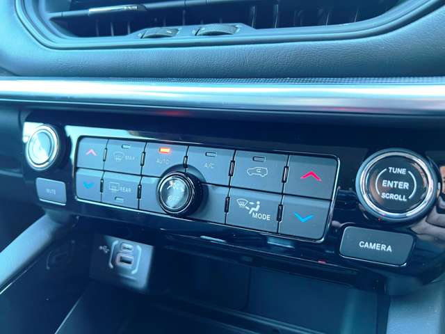 ジープ コマンダー リミテッド ディーゼルターボ ４ＷＤ R7年 (東北) 99