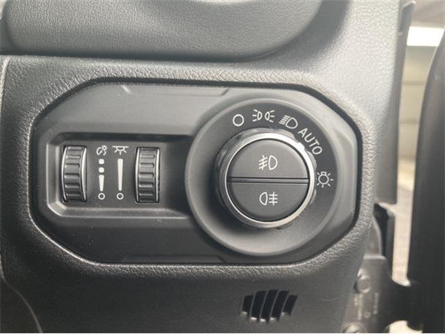 ジープ ラングラー　アンリミテッド アンリミテッド サハラ ３．６Ｌ ４ＷＤ R2年 (東北) 99