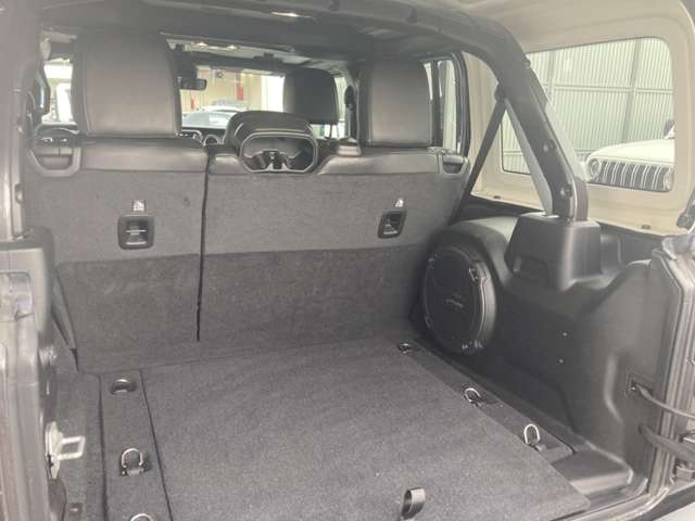 ジープ ラングラー　アンリミテッド アンリミテッド サハラ ３．６Ｌ ４ＷＤ R2年 (東北) 99