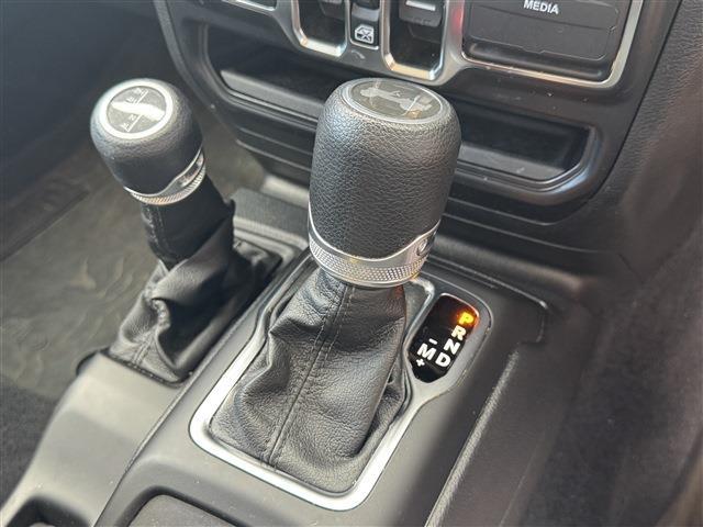 ジープ ラングラー　アンリミテッド アンリミテッド アイランダー ４ＷＤ R3年 (東北) 99