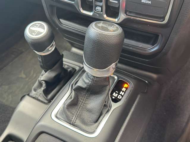 ジープ ラングラー　アンリミテッド アンリミテッド アイランダー ４ＷＤ R3年 (東北) 99