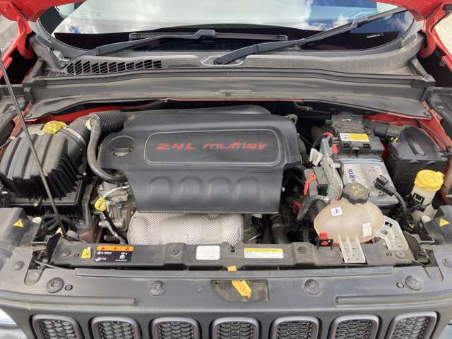 ジープ レネゲード トレイルホーク ４ＷＤ H29年 (東北) 99