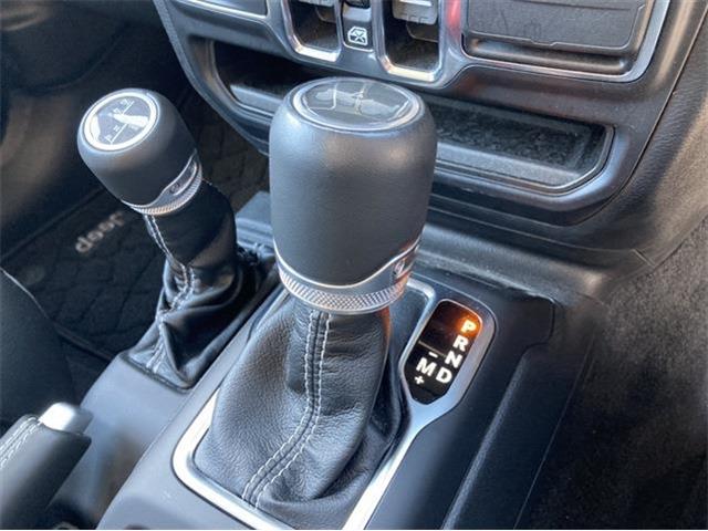 ジープ ラングラー　アンリミテッド アンリミテッド サハラ ２．０Ｌ ４ＷＤ R4年 (東北) 99