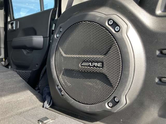 ジープ ラングラー　アンリミテッド アンリミテッド サハラ ２．０Ｌ ４ＷＤ R4年 (東北) 99