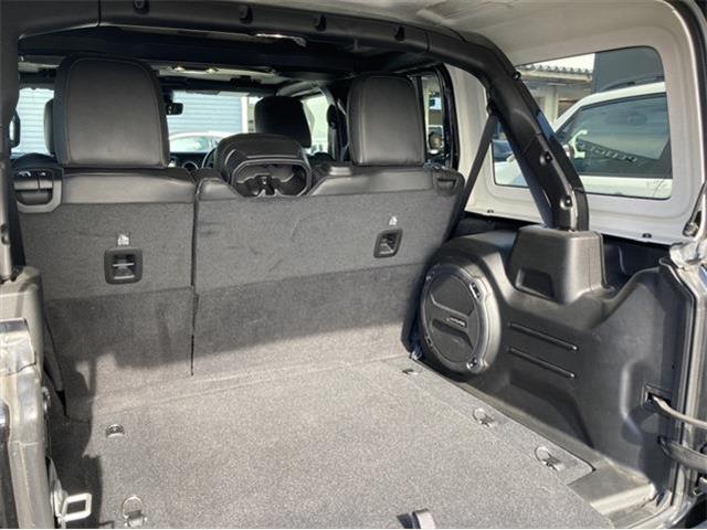 ジープ ラングラー　アンリミテッド アンリミテッド サハラ ２．０Ｌ ４ＷＤ R4年 (東北) 99