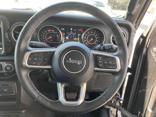 ジープ ラングラー　アンリミテッド アンリミテッド サハラ ２．０Ｌ ４ＷＤ R4年 (東北) 99