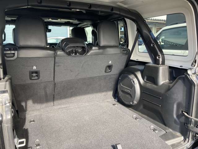 ジープ ラングラー　アンリミテッド アンリミテッド サハラ ２．０Ｌ ４ＷＤ R4年 (東北) 99