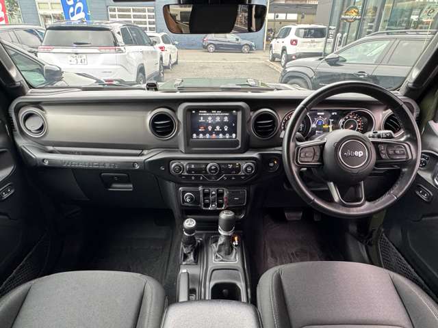 ジープ ラングラー　アンリミテッド アンリミテッド ウイリス ４ＷＤ R3年 (東北) 99