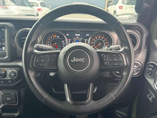 ジープ ラングラー　アンリミテッド アンリミテッド ウイリス ４ＷＤ R3年 (東北) 99