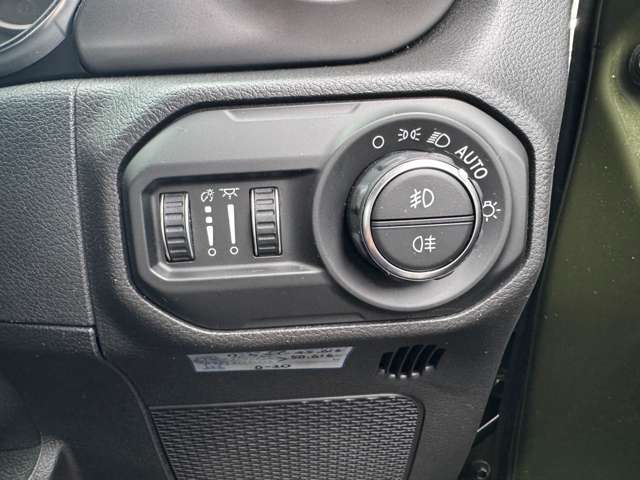 ジープ ラングラー　アンリミテッド アンリミテッド ウイリス ４ＷＤ R3年 (東北) 99