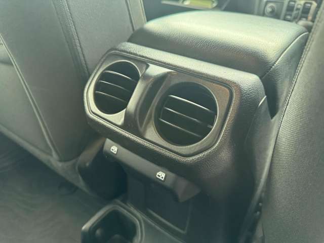 ジープ ラングラー　アンリミテッド アンリミテッド ウイリス ４ＷＤ R3年 (東北) 99