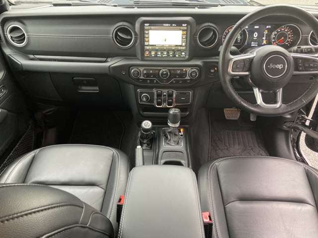 ジープ ラングラー　アンリミテッド アンリミテッド サハラ ２．０Ｌ ４ＷＤ R2年 (東北) 99