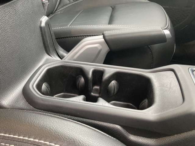 ジープ ラングラー　アンリミテッド アンリミテッド サハラ ２．０Ｌ ４ＷＤ R2年 (東北) 99