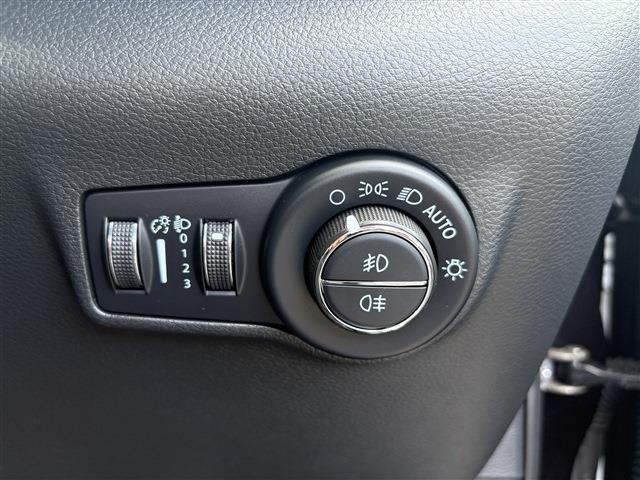 ジープ コンパス Ｓモデル ４ＷＤ R5年 (東北) 99