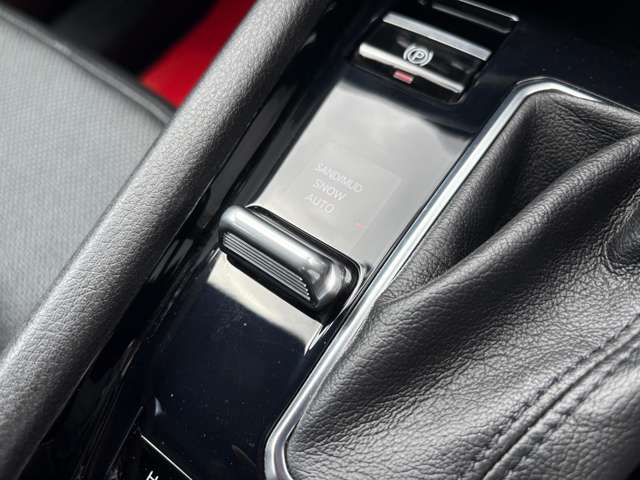 ジープ コンパス Ｓモデル ４ＷＤ R5年 (東北) 99