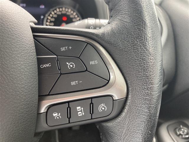 ジープ レネゲード リミテッド R2年 (東北) 99