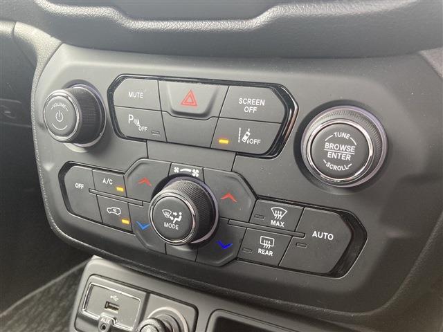 ジープ レネゲード リミテッド R2年 (東北) 99