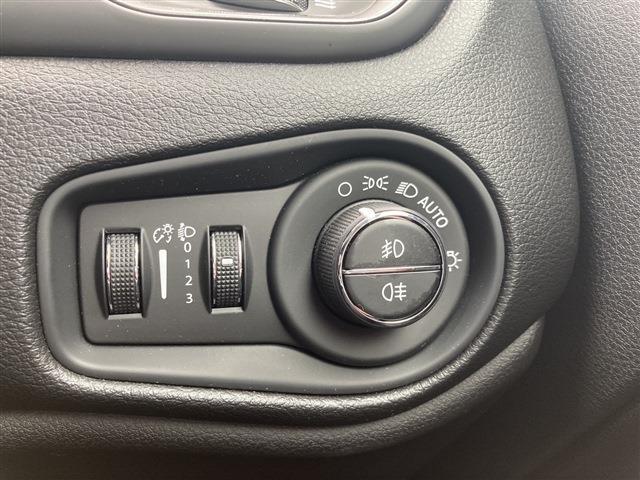 ジープ レネゲード リミテッド R2年 (東北) 99