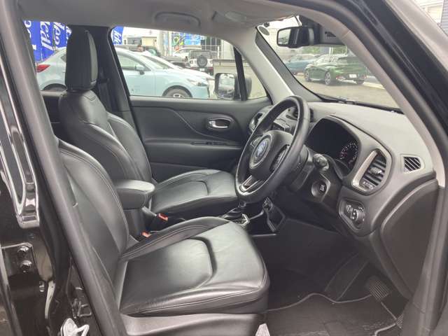 ジープ レネゲード リミテッド R2年 (東北) 99