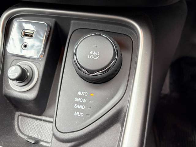 ジープ コンパス Ｓモデル ４ＷＤ R3年 (東北) 99