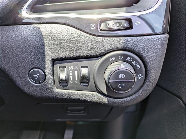 ジープ チェロキー ナイトイーグル ４ＷＤ R2年 (東北) 99