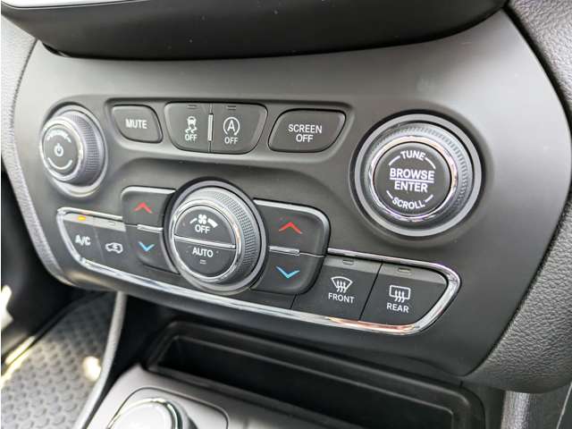 ジープ チェロキー ナイトイーグル ４ＷＤ R2年 (東北) 99