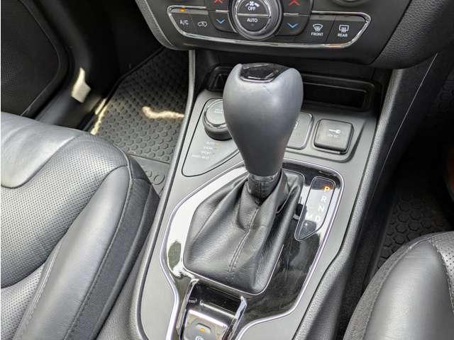 ジープ チェロキー ナイトイーグル ４ＷＤ R2年 (東北) 99