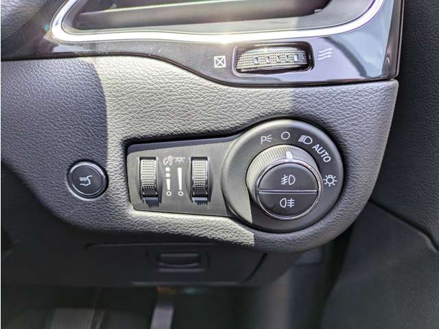 ジープ チェロキー ナイトイーグル ４ＷＤ R2年 (東北) 99