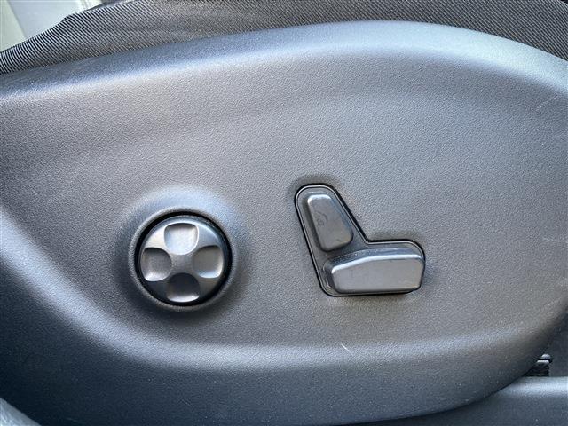 ジープ チェロキー リミテッド ４ＷＤ R1年 (東北) 99