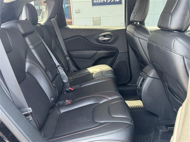 ジープ チェロキー トレイルホーク ４ＷＤ R1年 (東北) 99