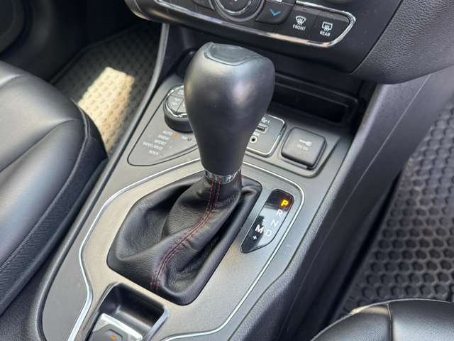 ジープ チェロキー トレイルホーク ４ＷＤ R1年 (東北) 99