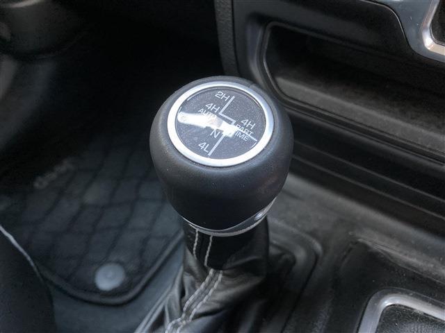 ジープ ラングラー　アンリミテッド アンリミテッド サハラ ３．６Ｌ ４ＷＤ R3年 (東北) 99