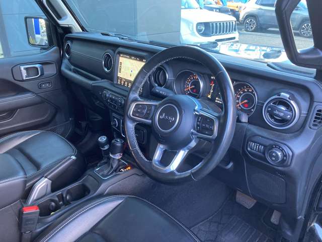 ジープ ラングラー　アンリミテッド アンリミテッド サハラ ３．６Ｌ ４ＷＤ R3年 (東北) 99