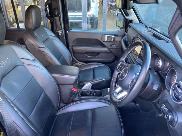 ジープ ラングラー　アンリミテッド アンリミテッド サハラ ３．６Ｌ ４ＷＤ R3年 (東北) 99