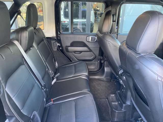 ジープ ラングラー　アンリミテッド アンリミテッド サハラ ３．６Ｌ ４ＷＤ R3年 (東北) 99