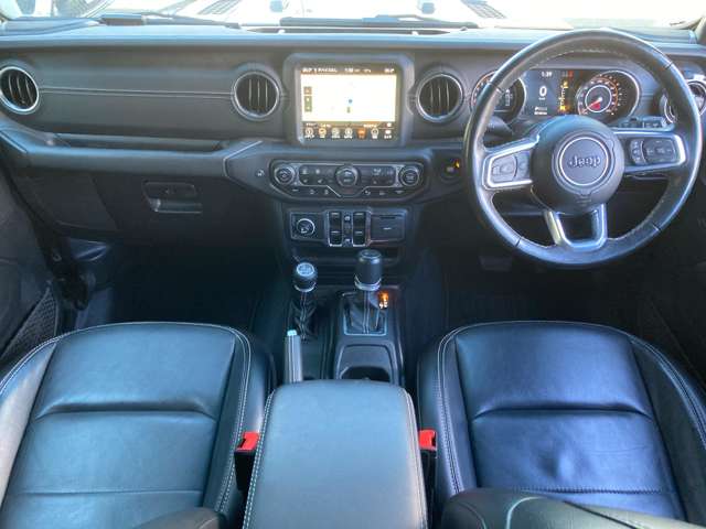 ジープ ラングラー　アンリミテッド アンリミテッド サハラ ３．６Ｌ ４ＷＤ R3年 (東北) 99