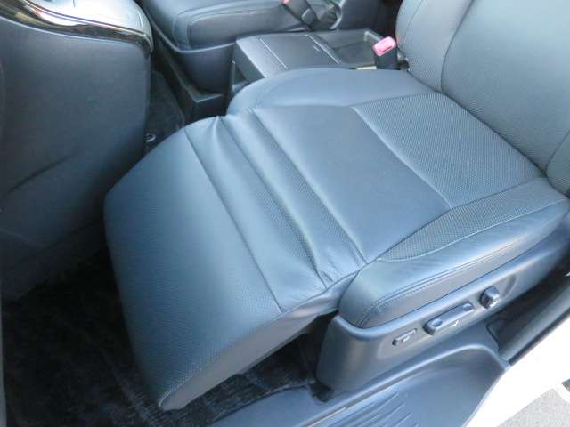 トヨタ アルファード ３．５ ３５０Ｓ Ｃパッケージ ４ＷＤ H24年 (関東) 99