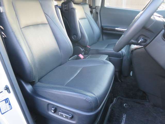 トヨタ アルファード ３．５ ３５０Ｓ Ｃパッケージ ４ＷＤ H24年 (関東) 99