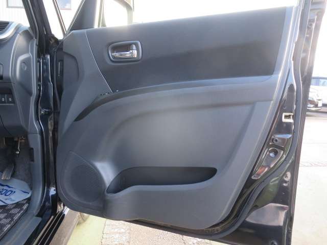 スズキ ソリオ １．２ ブラック＆ホワイト H23年 (関東) 99