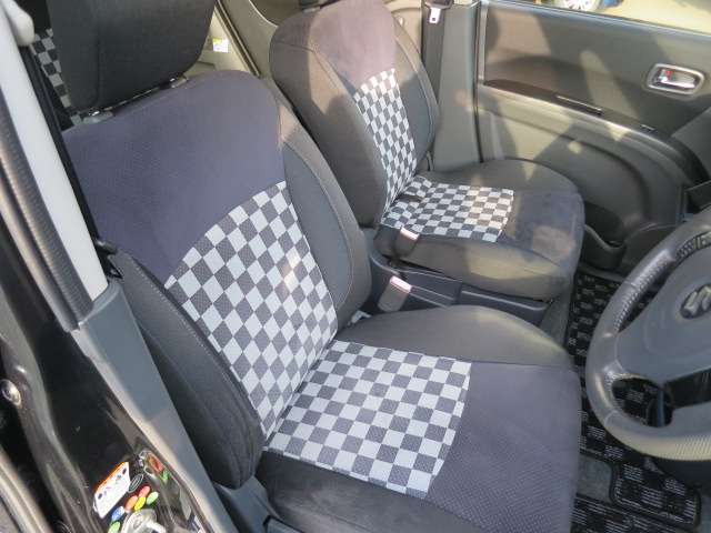 スズキ ソリオ １．２ ブラック＆ホワイト H23年 (関東) 99