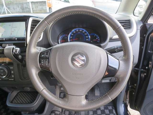 スズキ ソリオ １．２ ブラック＆ホワイト H23年 (関東) 99